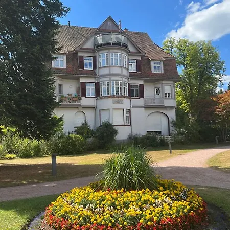 Schwarzwald-anni Pool Tennis Sauna Apartmán *